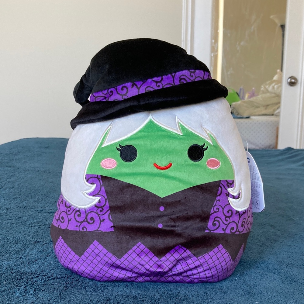 Squishmallows Mariposa Witch Plush Halloween Basket Green and Purple
